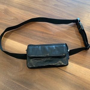 Wilson Leather- Fanny pack